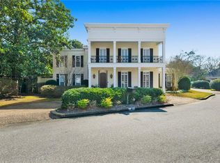 4 Savannah Ct, Mobile, AL 36608