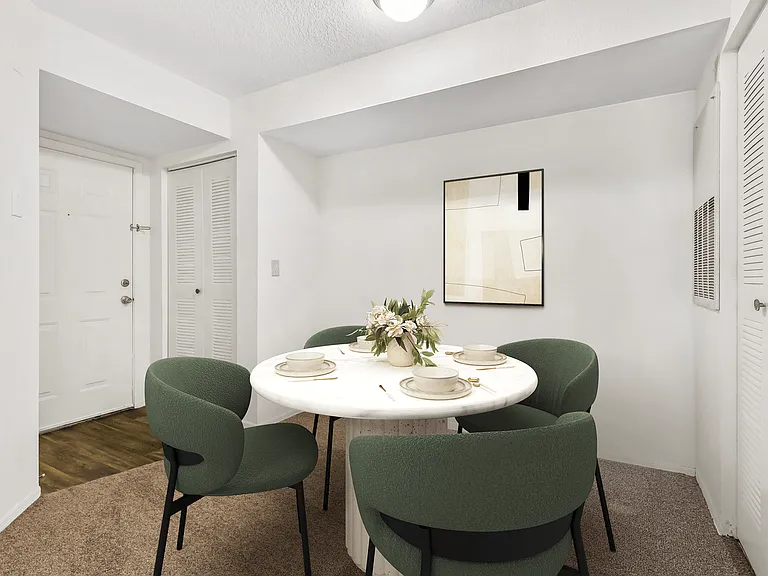 Woodbridge at Walden Lake Apartments — Photo 23