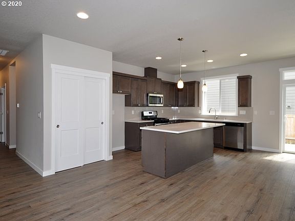 5th image of 15223 NE 81st Way