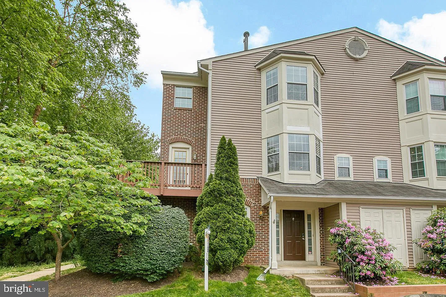 2 bed, 3.5 bath, 1846 sqft, $3,300 — Photo 1