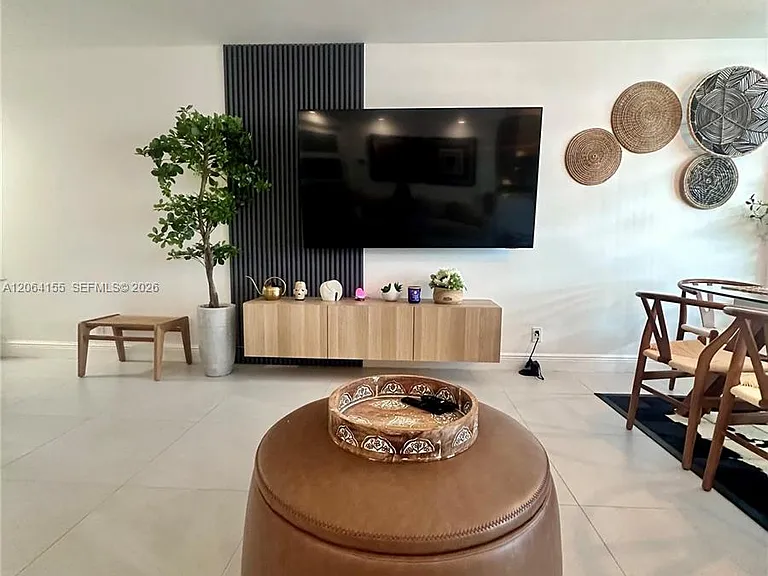 9225 Collins Ave #1407 — Photo 6