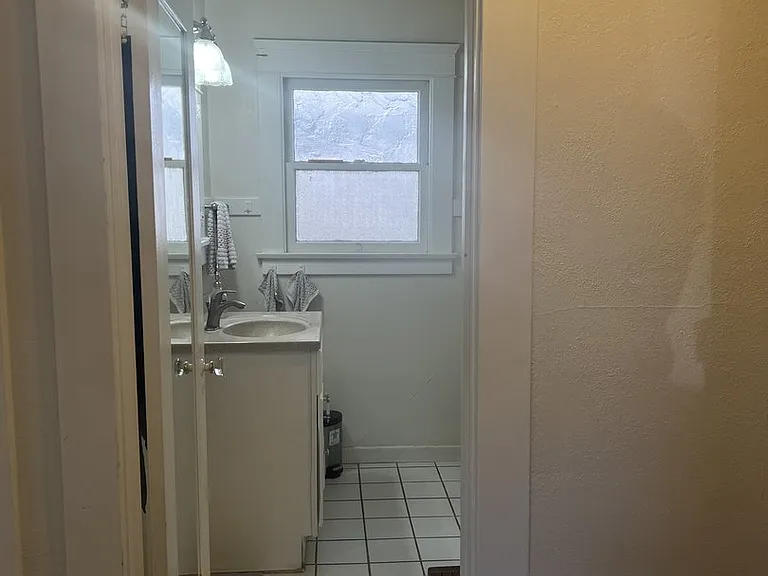 4169 Illinois St — Photo 16