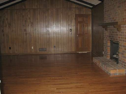 5th image of 11205 Hembree Springs Dr