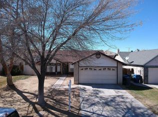 45127 Bevington Ave, Lancaster, CA 93535