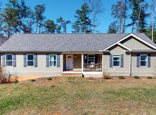 30 Bachelder Ln, Candler, NC 28715
