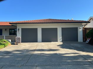 572 Utica Dr, Sunnyvale, CA 94087