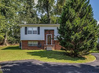 105 Country Club Rd, Rockwood, TN 37854