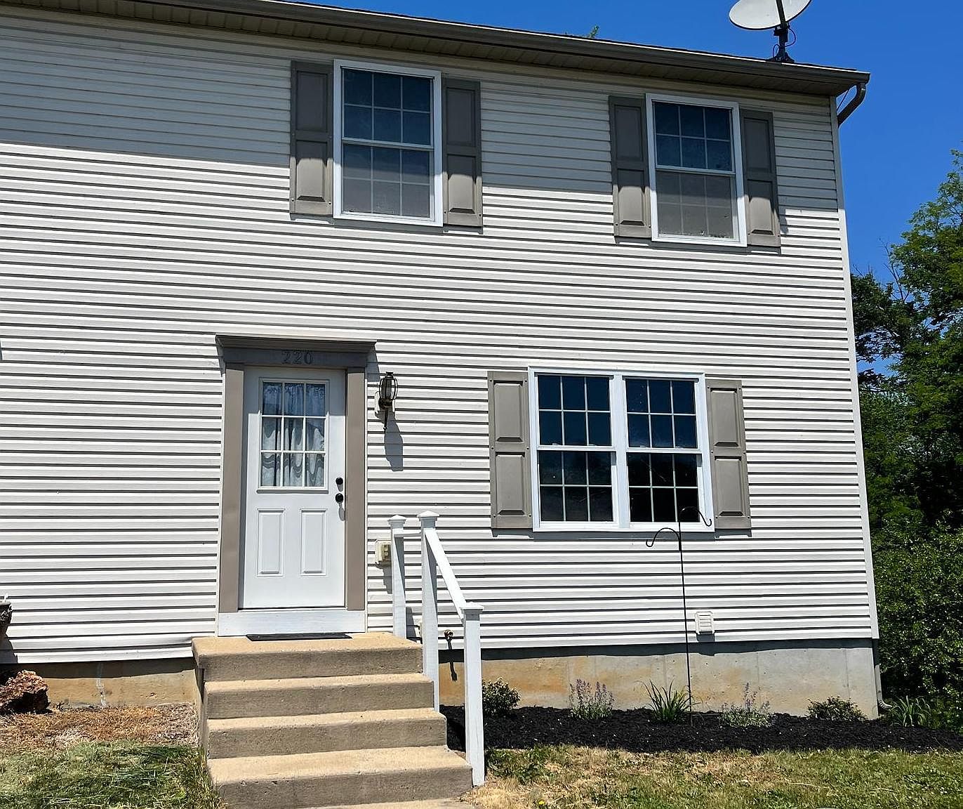 220 White Birch Ln, Blandon, PA 19510 Zillow