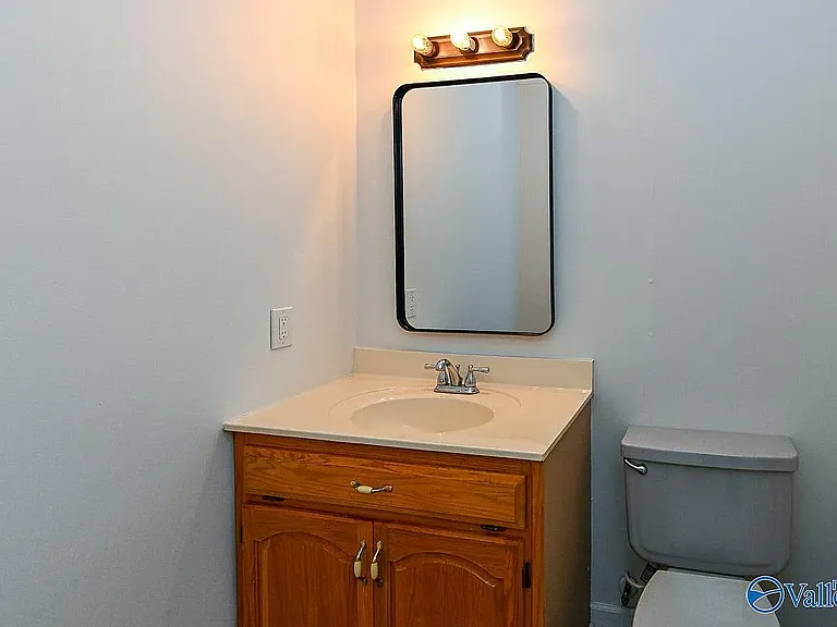 3606 Lakewood Rd NW — Photo 8