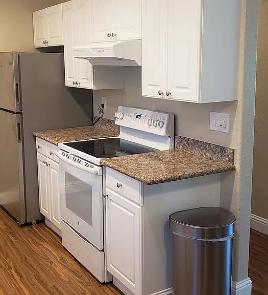 All Single Story Apartment Community — Photo 49