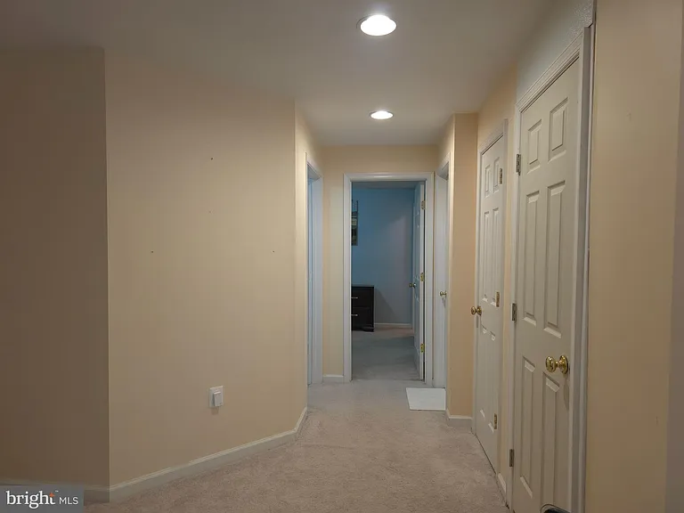 15546 Miller School Pl — Photo 11