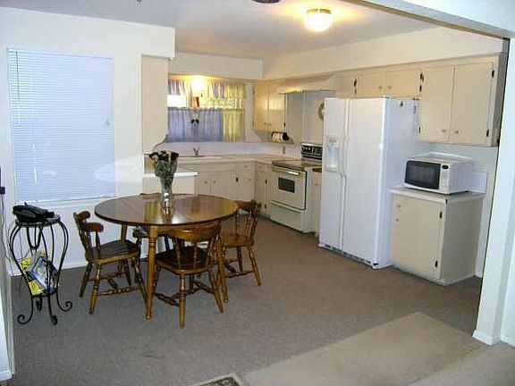 4th image of 6209 Kentwood Pl