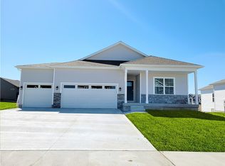 2203 NW 31st St, Ankeny, IA 50023