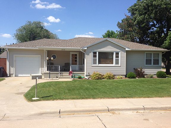 2nd image of 2206 W 17th St