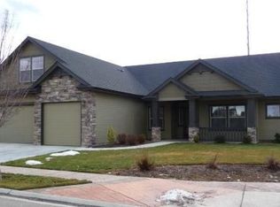 801 E Yucca Canyon St, Meridian, ID 83646