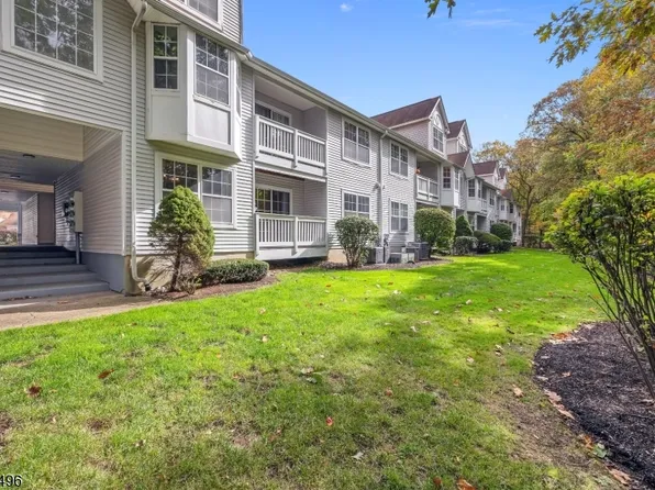 85 Autumn Ct #85, Roxbury Twp., NJ 07852