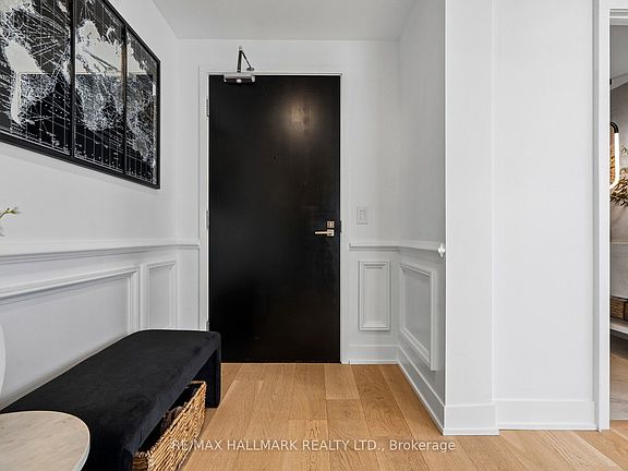 3rd image of 2908 Highway 7 #Penthouse 3806