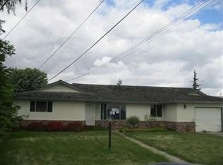 12415 Riverside Ave, Waterford, CA 95386