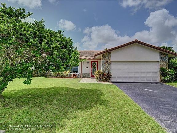 3rd image of 8810 NW 21st St
