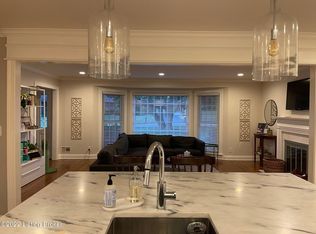 2100 Newmarket Dr, Louisville, KY 40222