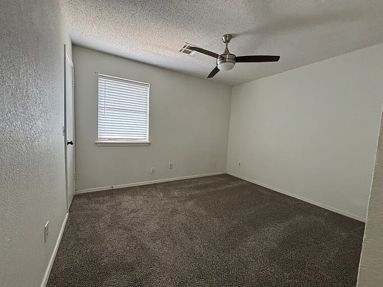 1332 High Meadows Dr — Photo 10