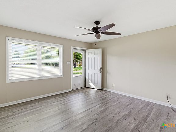 4th image of 3905 Mariam Rd