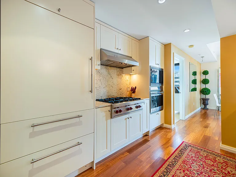 500 106th Ave NE #1013 — Photo 12