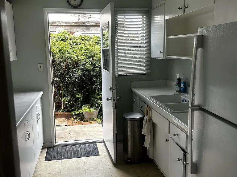 3142 Luna Ave — Photo 7