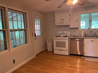 117 Main St #A, Easthampton, MA 01027