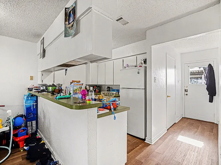 7700 Mary Dr #7702 — Photo 5