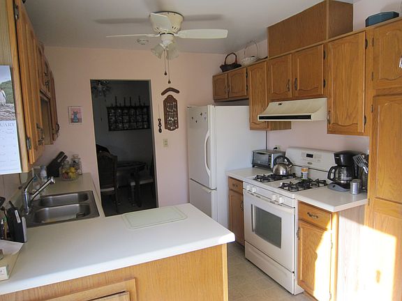 2nd image of 1241 S Williams St APT 4