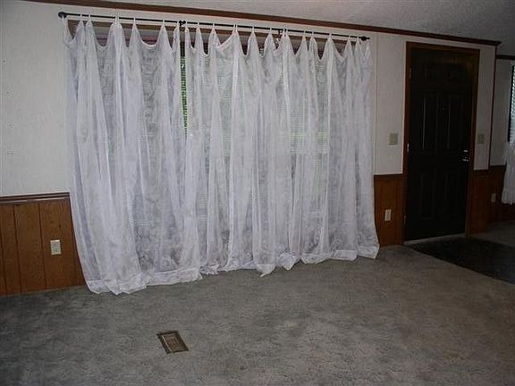 2nd image of 518 Carolina Cir