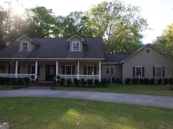 8609 Gohler Ave, Savannah, GA 31406