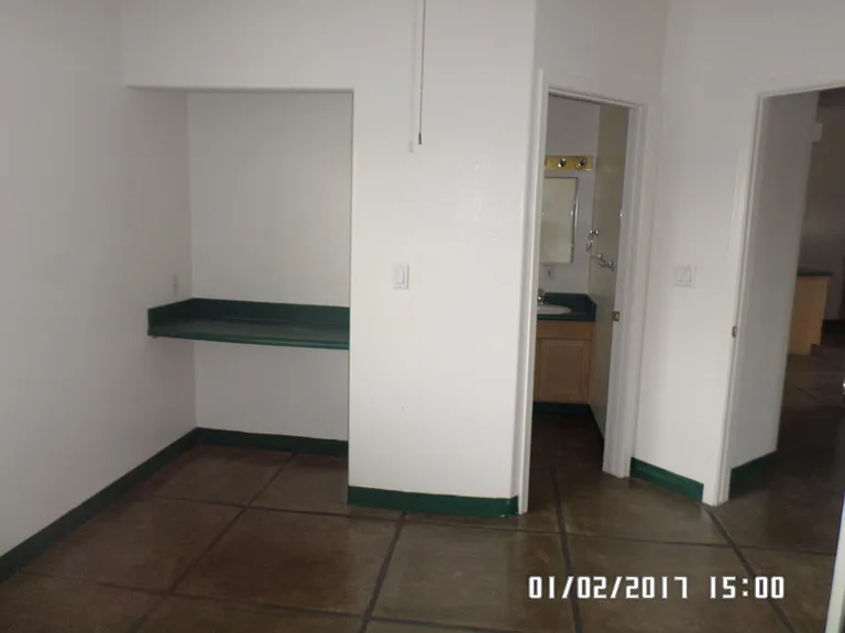 620 E Lester St #1 — Photo 11