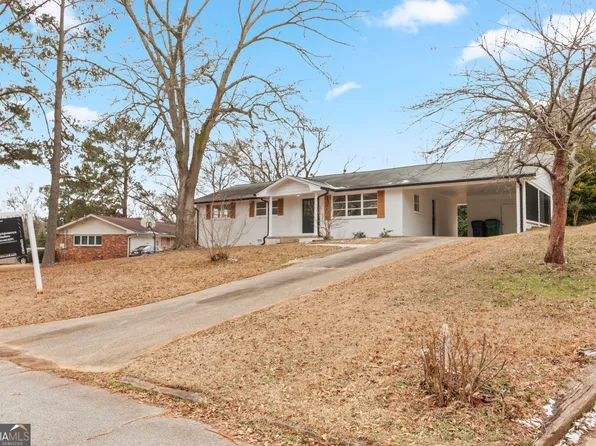 1066 Cleavemark Dr, Clarkston, GA 30021