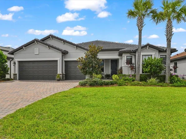 724 SE Villandry Way, Port St Lucie, FL 34984