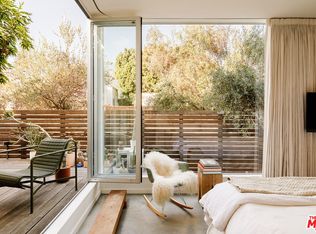 860 Superba Ave, Venice, CA 90291