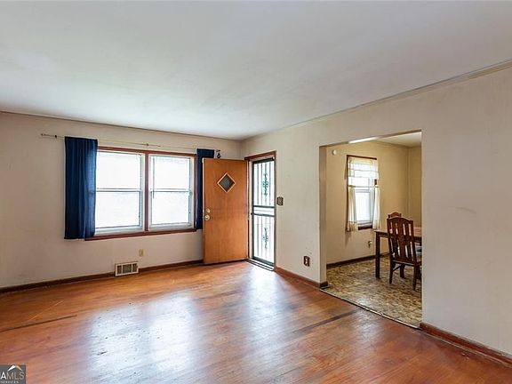 2nd image of 2243 Mark Trl