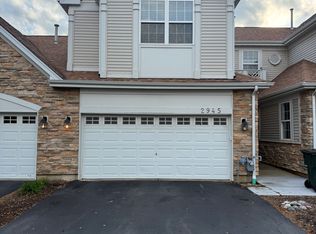 2945 Talaga Dr, Algonquin, IL 60102