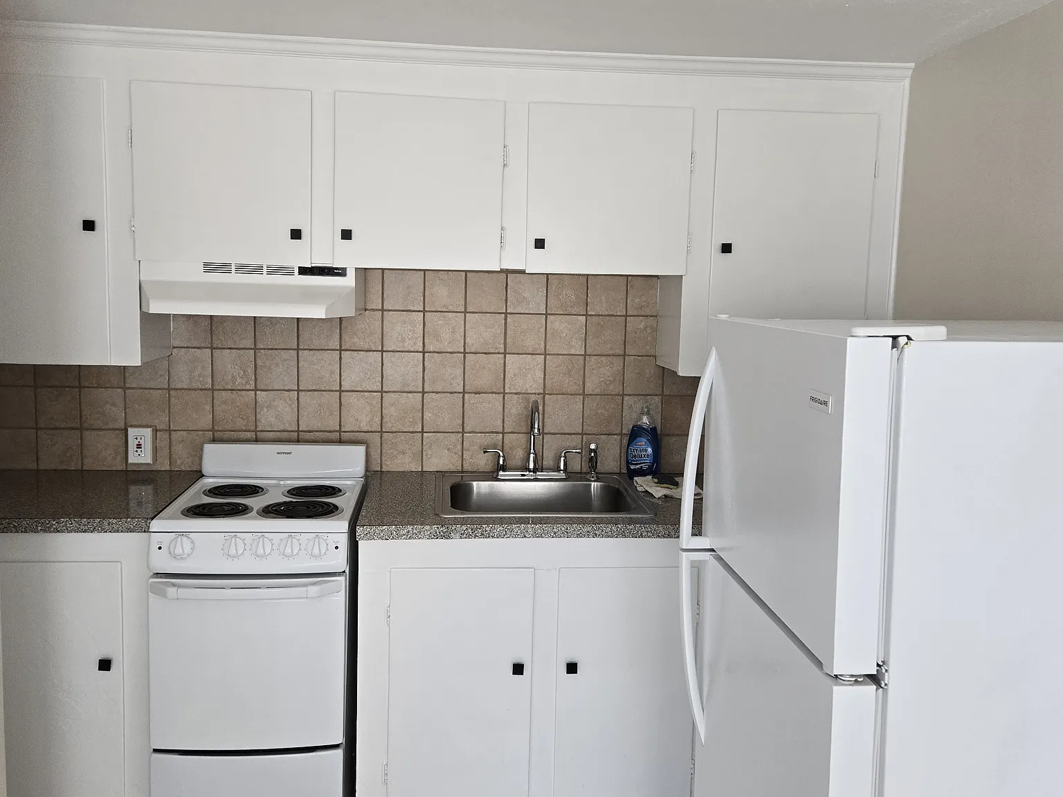 1 bed, 675 sqft, $2,000 — Photo 2