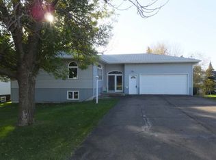 110 1st St N, New Salem, ND 58563