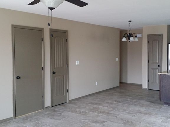 4th image of 876 Ballard Shapleigh Pl