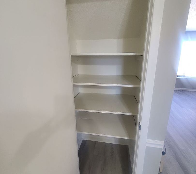 1st image of 1837 Meadowland Ln APT A