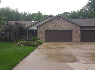 842 Lydia Dr, Warsaw, IN 46582