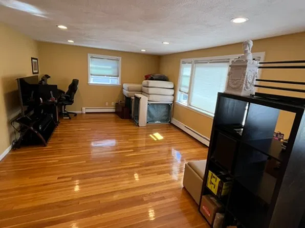 (undisclosed Address), Watertown, MA 02472