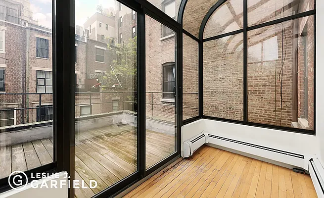 Rented by Leslie J. Garfield | media 13