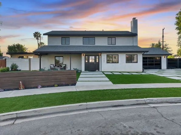 11951 Gladstone Dr, Santa Ana, CA 92705