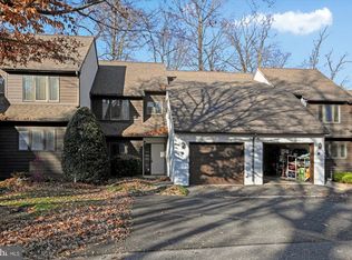 73 Hawk Valley Ln, Denver, PA 17517