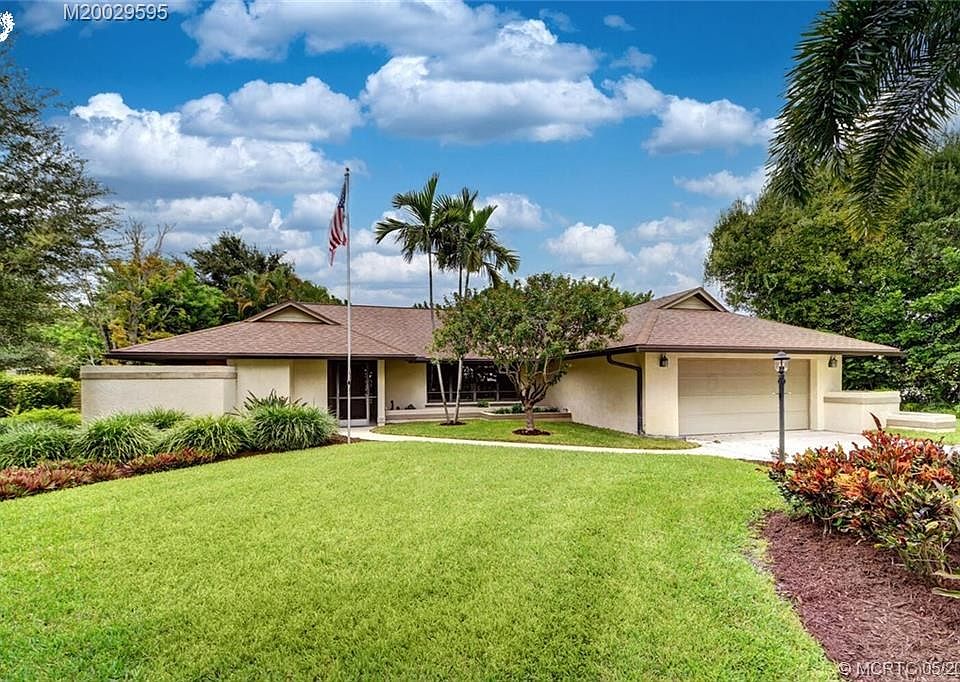 1st image of 3062 NE Ivy Ln