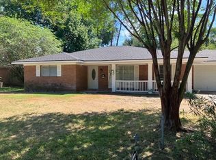 407 Wilson Rd, Conroe, TX 77301
